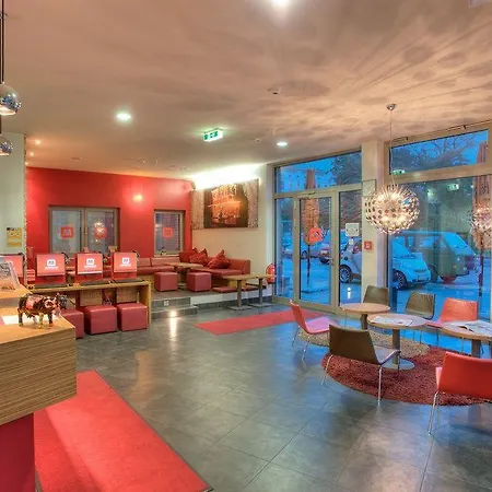 Meininger Hotel Berlin Prenzlauer Berg Hotel 3*