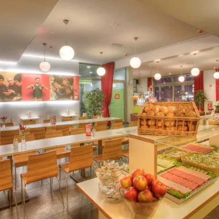 Meininger Prenzlauer Berg Otel